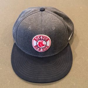 Nike True Dri-Fit Boston Red Sox Adjustable SnapBack